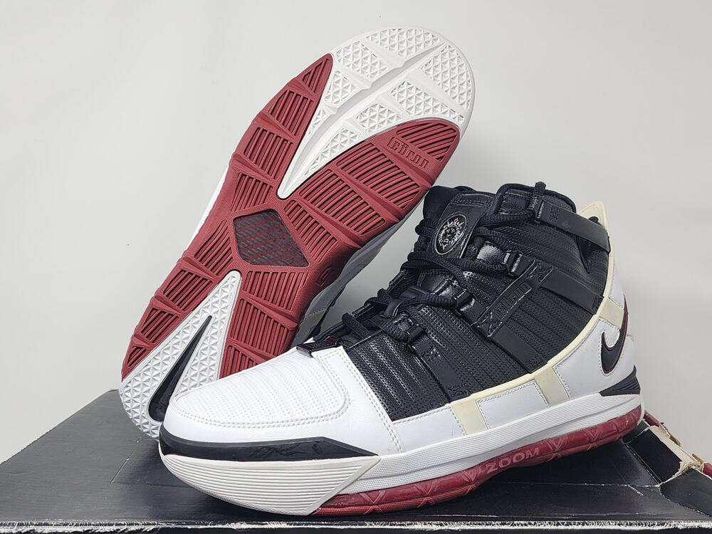 2005 Nike Zoom LeBron 3 OG HOME 312147-101 Size 12